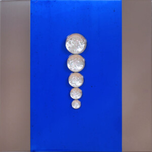 ciclo Ololux, cm 50x50, resine e acciaio su tavola, 2018