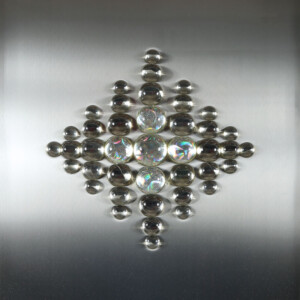 ciclo Ololux, cm 70x70, ersine e acciaio su tavola, 2018