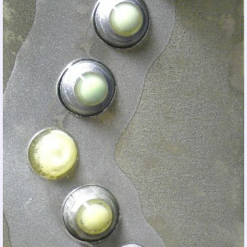2014, stucchi, semisfere in resina, pigmenti, terre rare luminescenti, tecnica mista su tavola, cm 50 x 150 x h. 15 Sovrana della luce - sculture in resina giuseppe portella